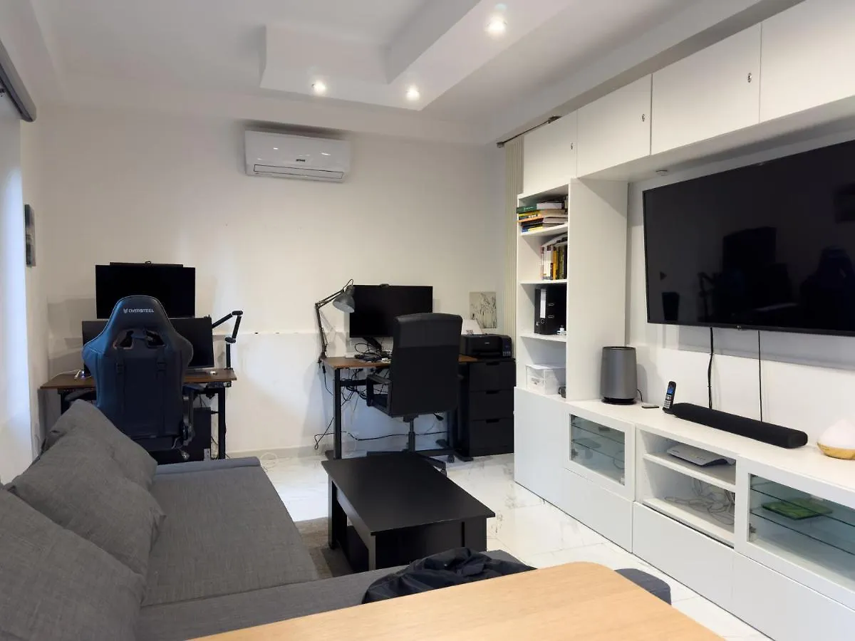 Luxury Apartment - Near Metro - Private Parking Rome