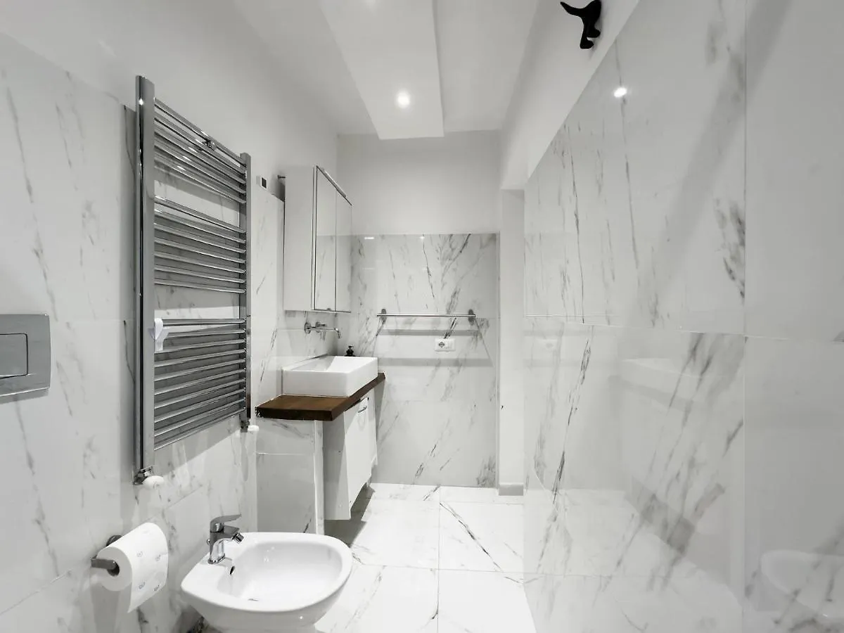 Luxury Apartment - Near Metro - Private Parking Rome Italy